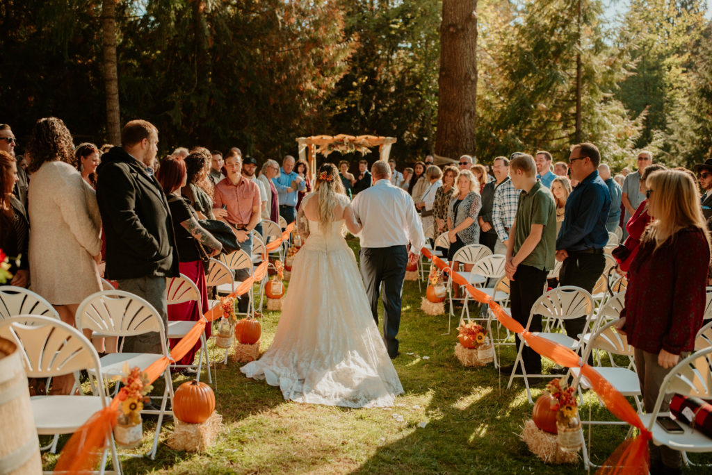 fall wedding ceremony
