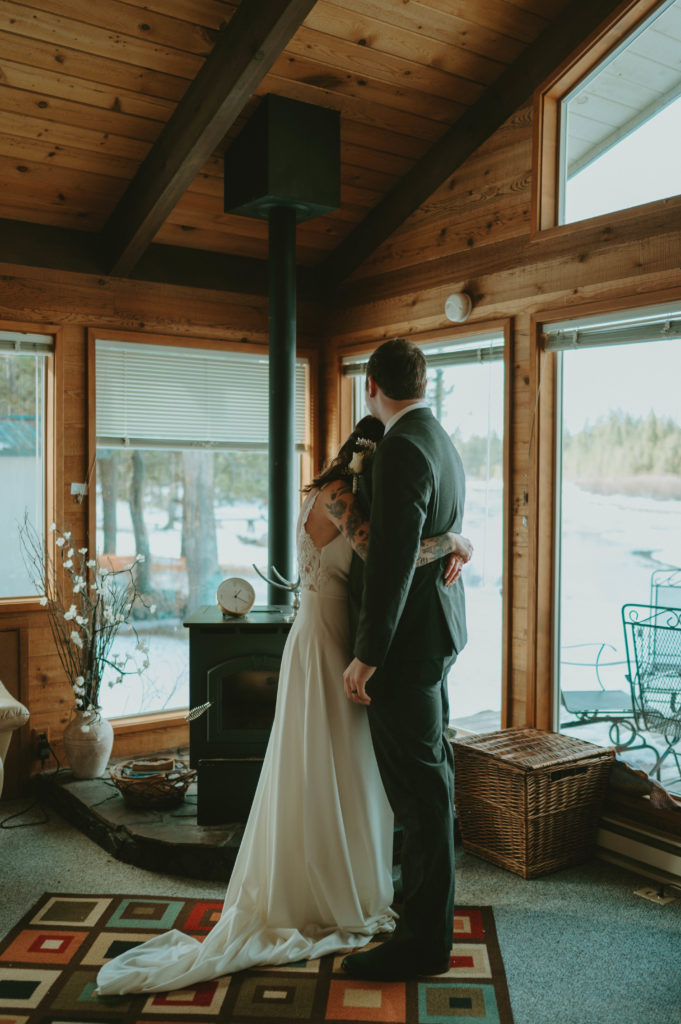 couple photos from winter elopement