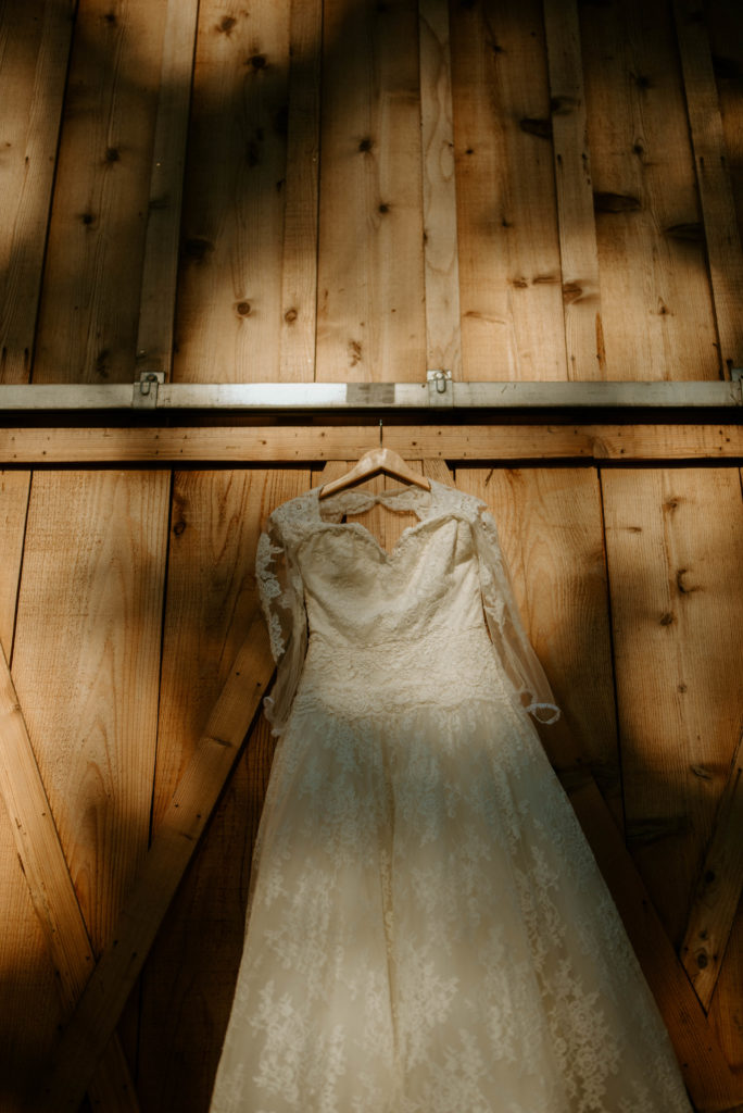 fall wedding dress oregon